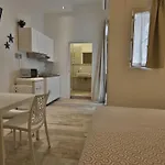 Casa Levante A 75 Mt Dalla Lägenhet Monopoli