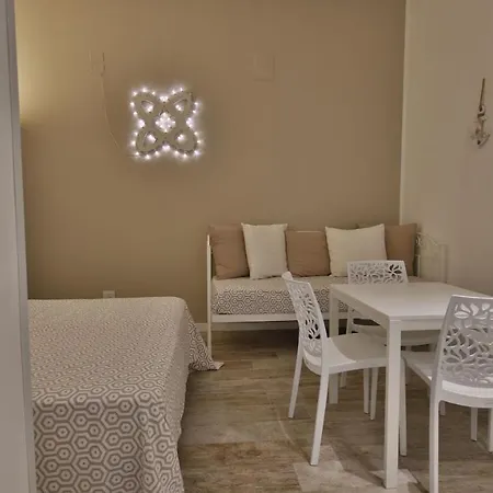 Apartamento Casa Levante A 75 Mt Dalla Monopoli