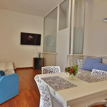 Apartamento Casa Levante A 75 Mt Dalla